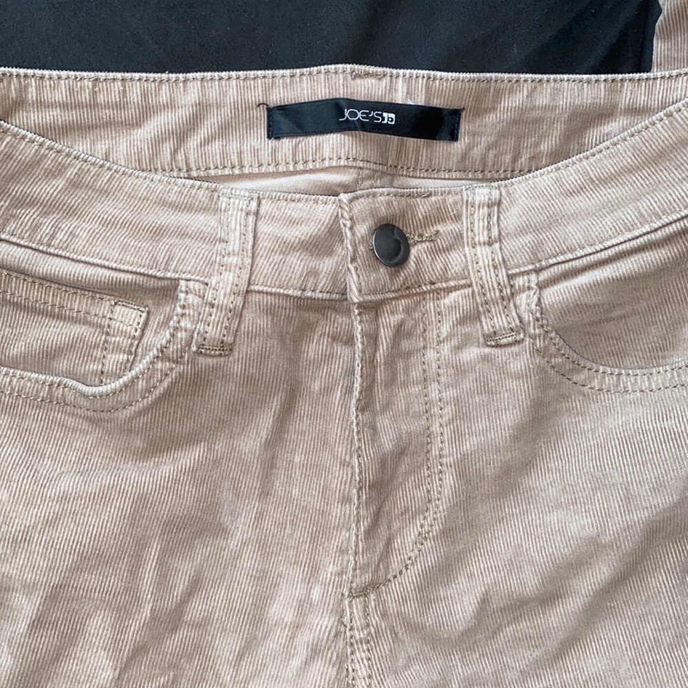 Tan Corduroy Joe’s Jeans | Fit: Skinny Visionaire